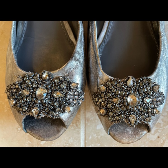 Vera Wang Silver Sparkly Peep Toe Flats - Picture 7 of 7